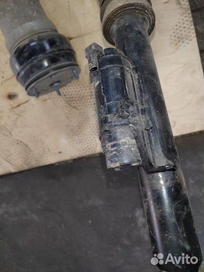 Амортизатор задний Mercedes-Benz S-Class W222