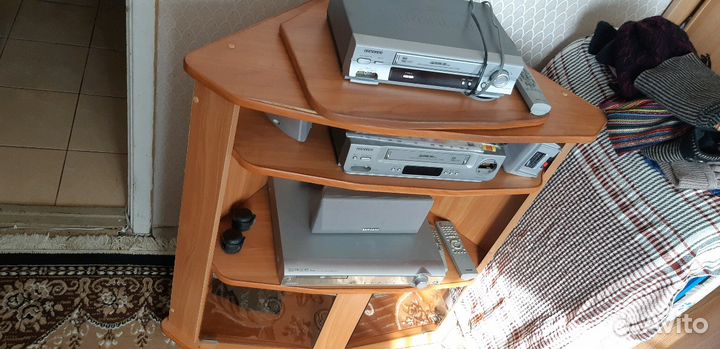 Тумба под телевизор