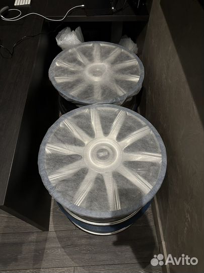 Диски на Cadillac escalade R22