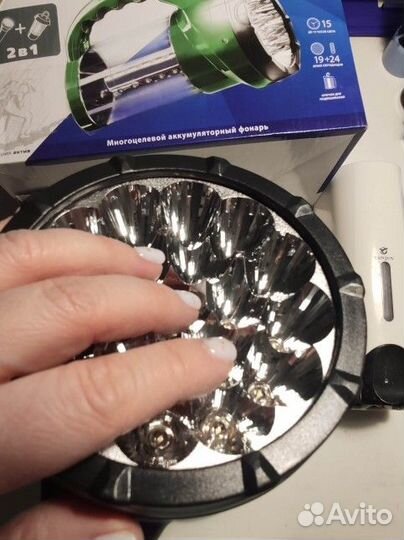 Фен, фонарь, диспенсер