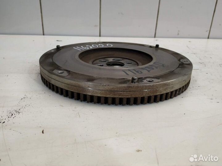 Маховик 1340533030 Toyota Auris E15