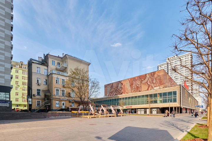 Своб. планировка, 192 м², 2/5 эт.
