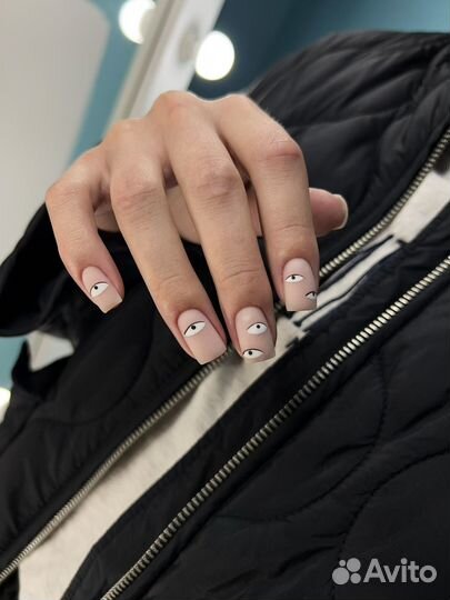 Мастер маникюра