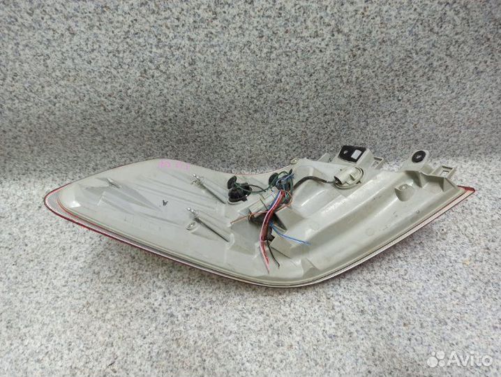 Фонарь прав. Nissan Teana