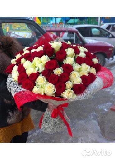 Розы Букет микс 51 роза 75 роз Доставка цветов