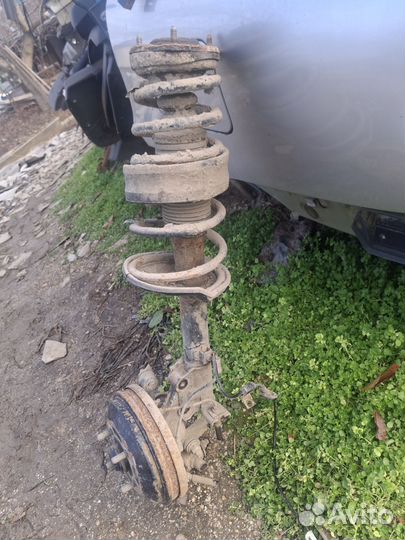 Стойка задняя правая амортизатор hyundai accent