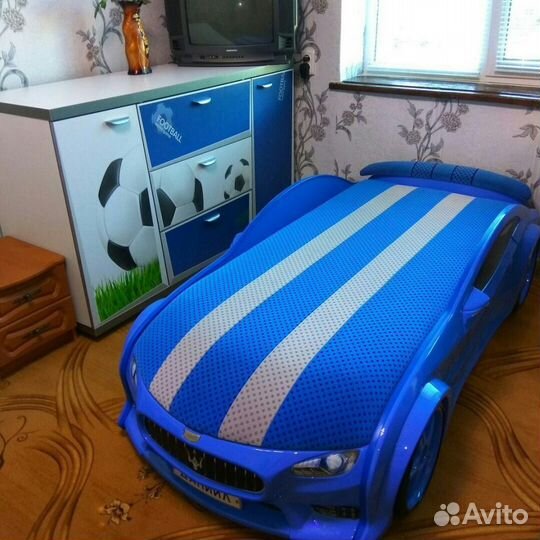 Синяя кровать для мальчика нео