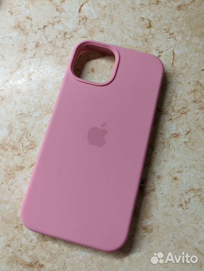 Чехол на iPhone 13