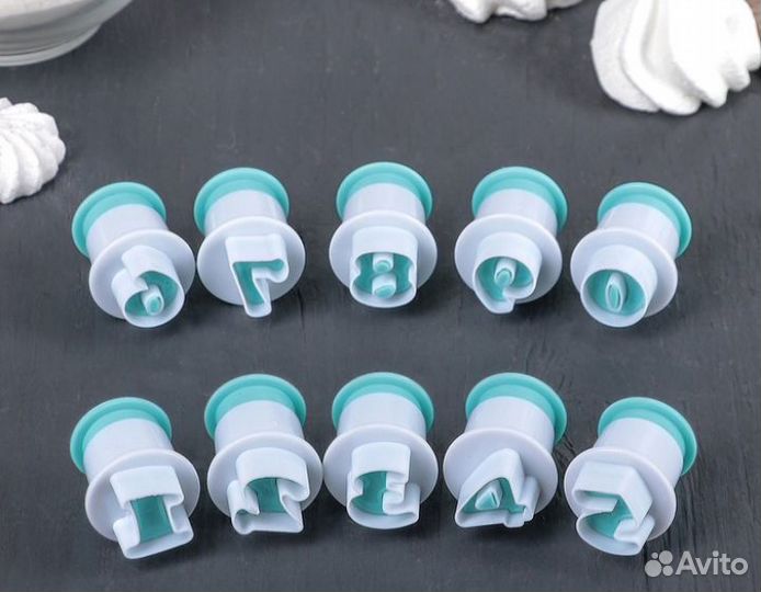 Молды пластиковые 