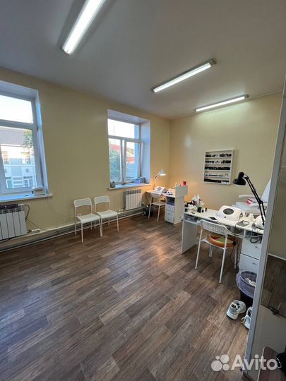 Мастер маникюра