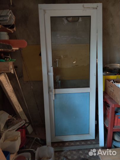 Двери пластиковые 2шт