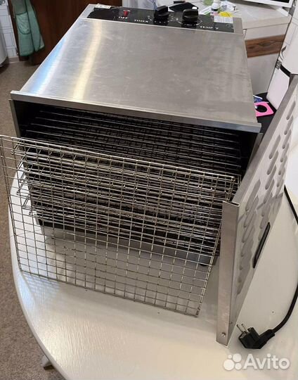 Дегидратор для мяса и овощей новый