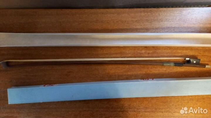 Б/у скрипичный смычок 2/4 Strunal