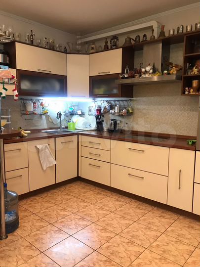 3-к. квартира, 121,7 м², 1/5 эт.