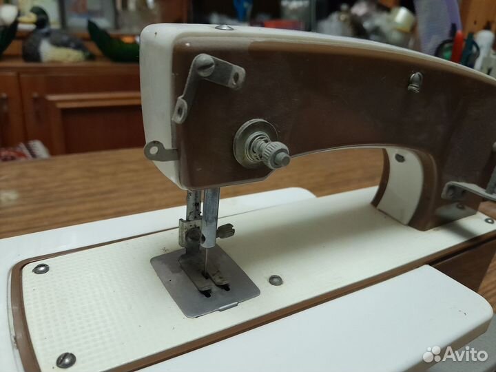 Машинка швейная детская