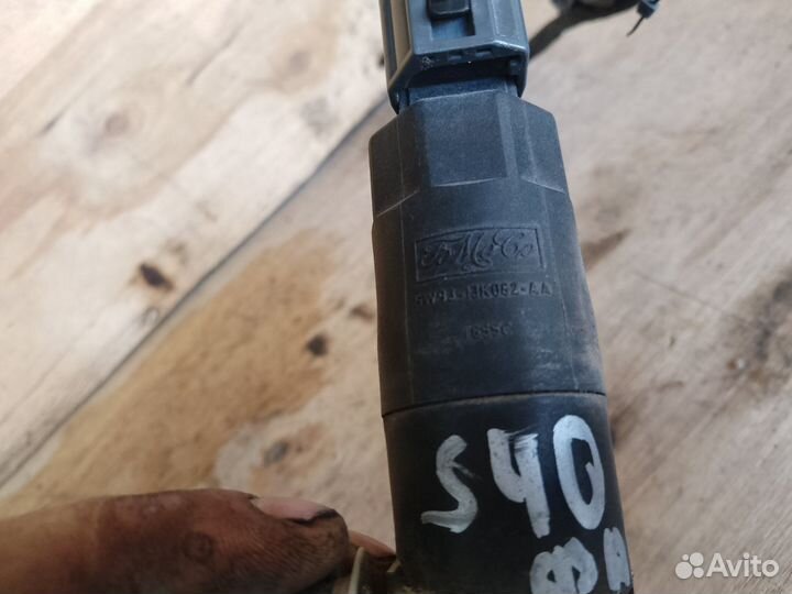 Насос омывателей фар Volvo S40