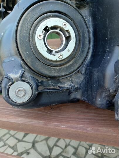 Фара на toyota camry 55