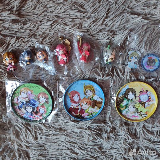 Love Live мерч фигурки брелоки значки