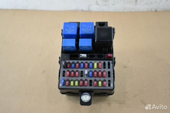 Блок предохранителей Kia Picanto 1 поколение G4HE