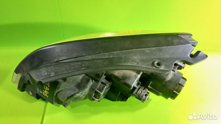 Фара правая для Kia Carens 2006-2012