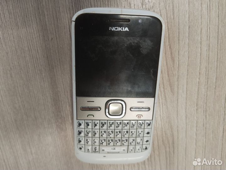 Nokia E5, 512 МБ