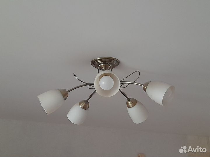 Люстра потолочная