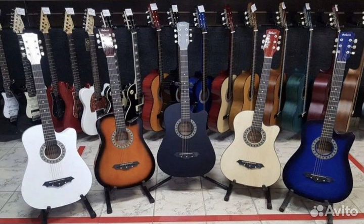 Гитара акустическая