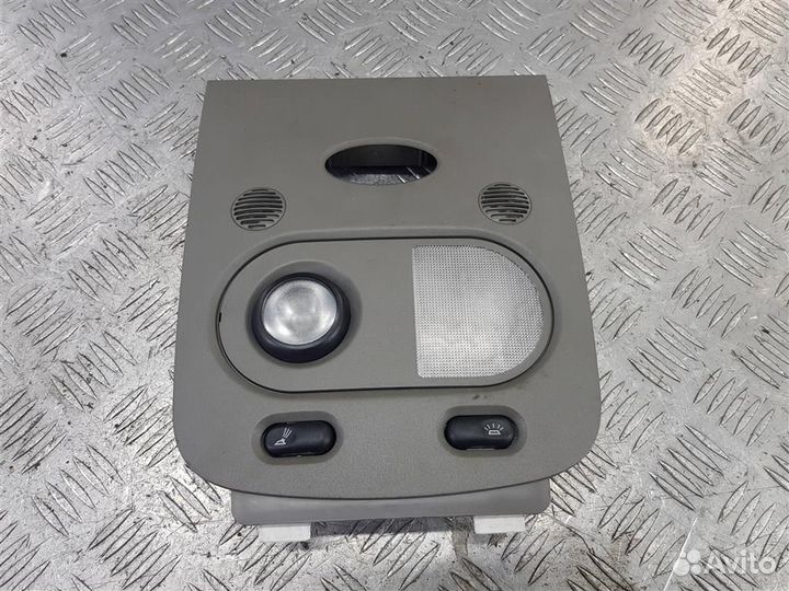 Плафон потолочный рено Master 3