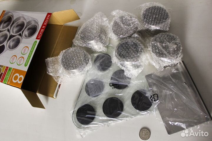 Набор баночек для специй и кухонный таймер