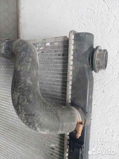 Радиатор охлаждения двигателя Lexus ES, 2009