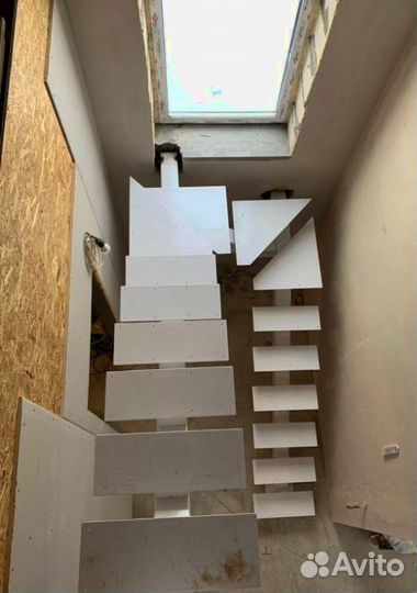 Лестница из листового металла