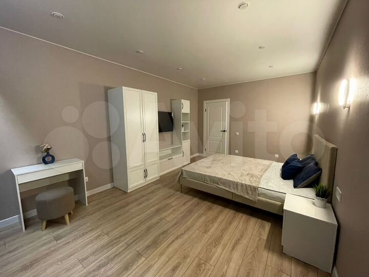 1-к. квартира, 50 м², 9/9 эт.