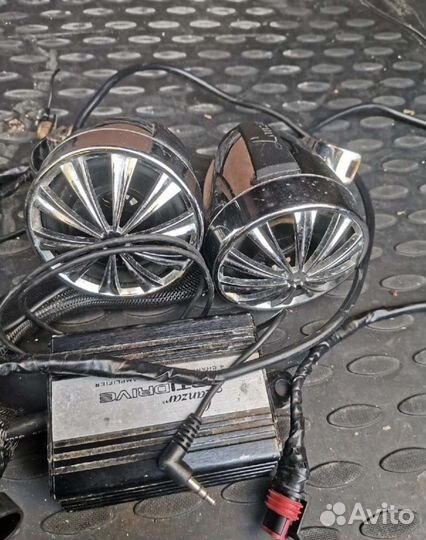 Колонки музыкальные на мото б/у Lanzar opti M