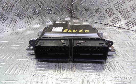 Блок управления двс volvo V40 3 (ESV20PC01)