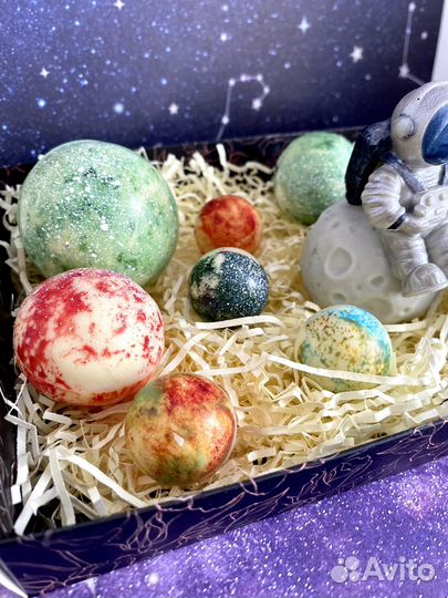 Космонавт из шоколада