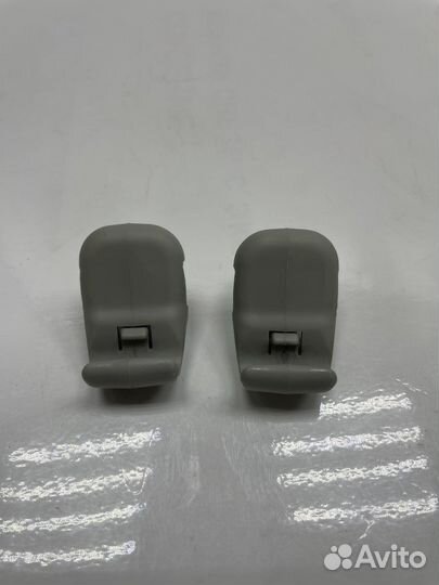 Козырек солнцезащитный левый/правый Mazda 3 BK