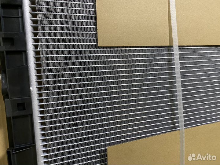 Радиатор кондиционера Mercedes GLA W156 W176 W117