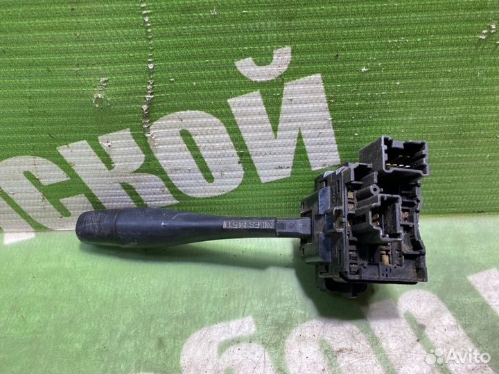 Подрулевой переключатель поворотников Nissan Sunny