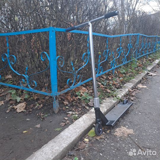 Трюковой самокат