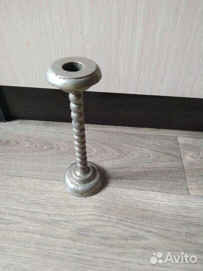 Подсвечник