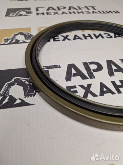 Сальник ступицы CAT, мост ZF