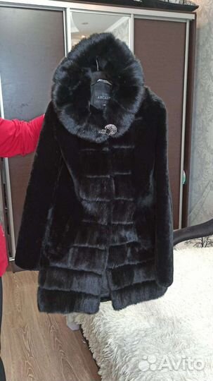 Шуба мутоновая со вставкой норка