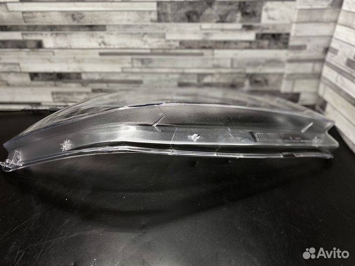 Стекло фары Mercedes W166/ML350 (11-15)