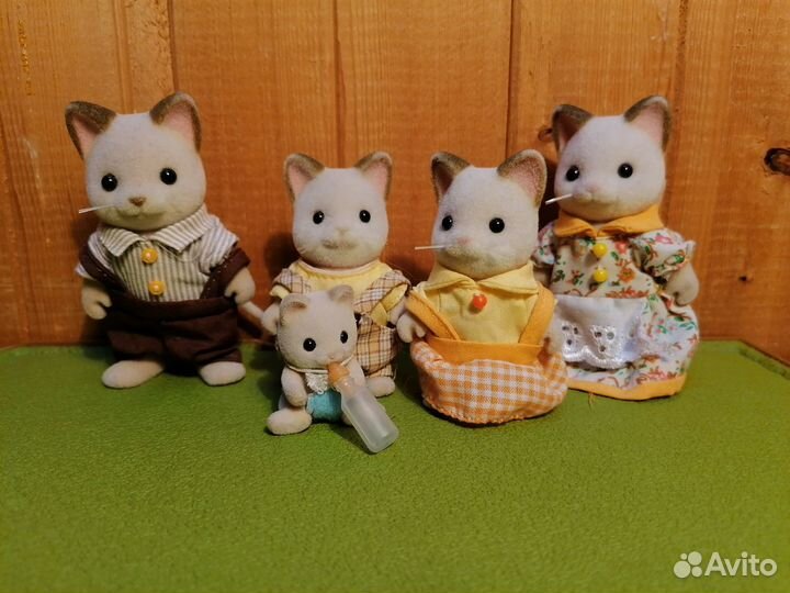 Домики и семейства Sylvanian Families