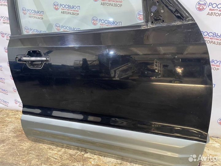 Дверь передняя правая Mitsubishi Pajero (V60) III