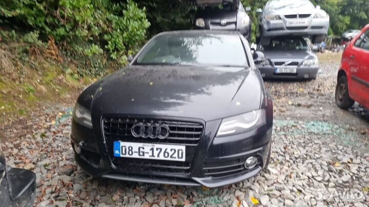 Фонарь задний правый audi A4 B8 2008