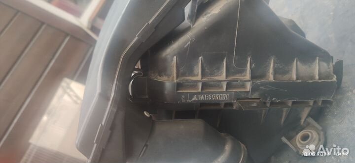 Корпус воздушного фильтра в сборе с датчиком дмрв