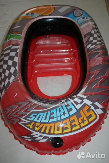 Резиновая надувная лодка