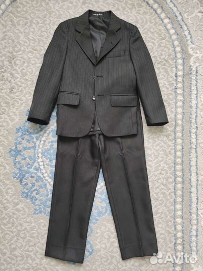 Брючный костюм на мальчика
