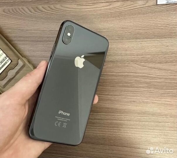 iPhone X, 64 ГБ